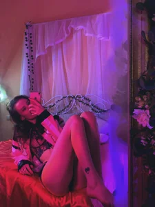 seductive in the mirror de AriaLiko Foto 2