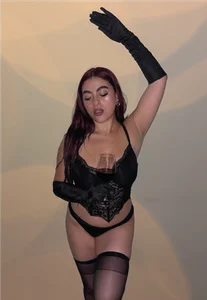 2025 ✨ od Wkatte  4 snímek