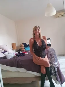 SexyMatureLouisa Public Pic 4