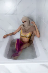 _Zahiira_ Sparkling bath Pic