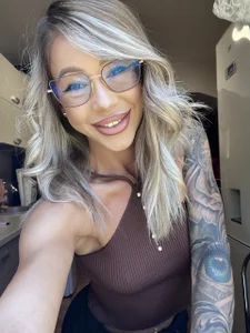 HoneyBlondiex It's like I feel sexy every day slika 4