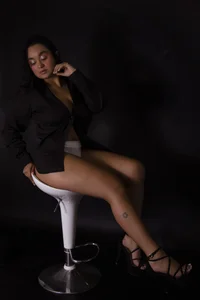 lay_navas Because in the right eyes, you will always be art Gambar