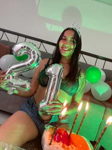 melanieecox my birthday 🥰😍 Pic 2