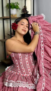 Victoria-Collins_ Carnaval Baranquilla Pic 5