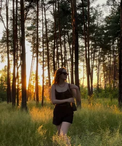 LissaTelor The sun is in the sun Pic