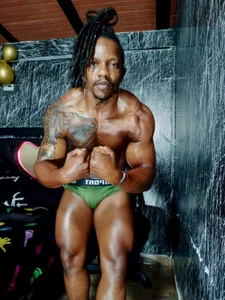 yordi_sandler2: Public ( 4 фото)