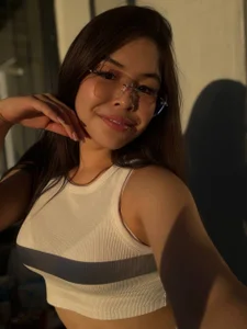 CutieEmili Public Pic 5