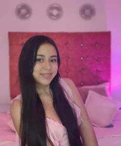 zoe_pettite__ Public зображення