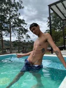 FUCKING_GUYS2 ALEJO Pic 5