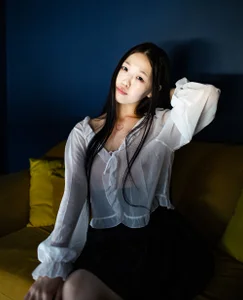 Aiko_Yumi: Public ( 2 фото)