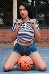 PilarJones_: ❤basketball court❤ ( фото)