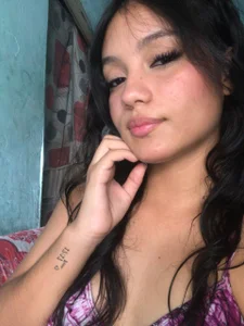 Miah🫦 de MiahRosse  4 Imagens