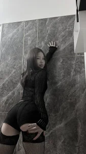 little-yena: Sexy kitty in stockings ( фото)