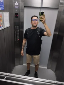 Sebastian_GeertsのSome photos of when I go to the gymの 4枚の写真