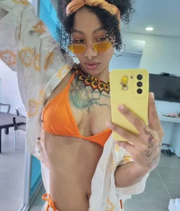 Zdjęcia daiana_curly Sun, beach and my brown skin☀⛱:  5