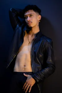 the sensuality on me ! de NoahOsorio  Imagens