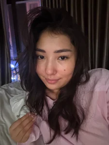 LindaHernandez While it's raining outside зображення 4