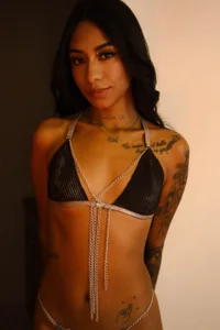 valery_carter01 Look but Don't Touch 🔥 Foto 8