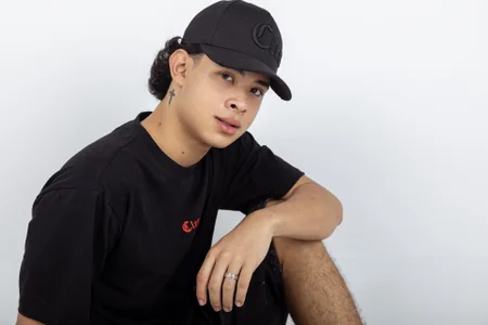 ApoloRicci Public Pic