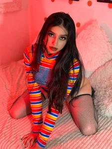 Little_arii Chucky viene por ti 🔪 Foto 4