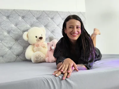 Hilary_giirl Public Immagine  8