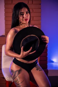 Megan_Thompsonn goddess with a hat Pic 7