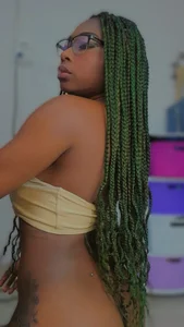 IvonneMorris Sexy girl with glasses💋 Pic 3