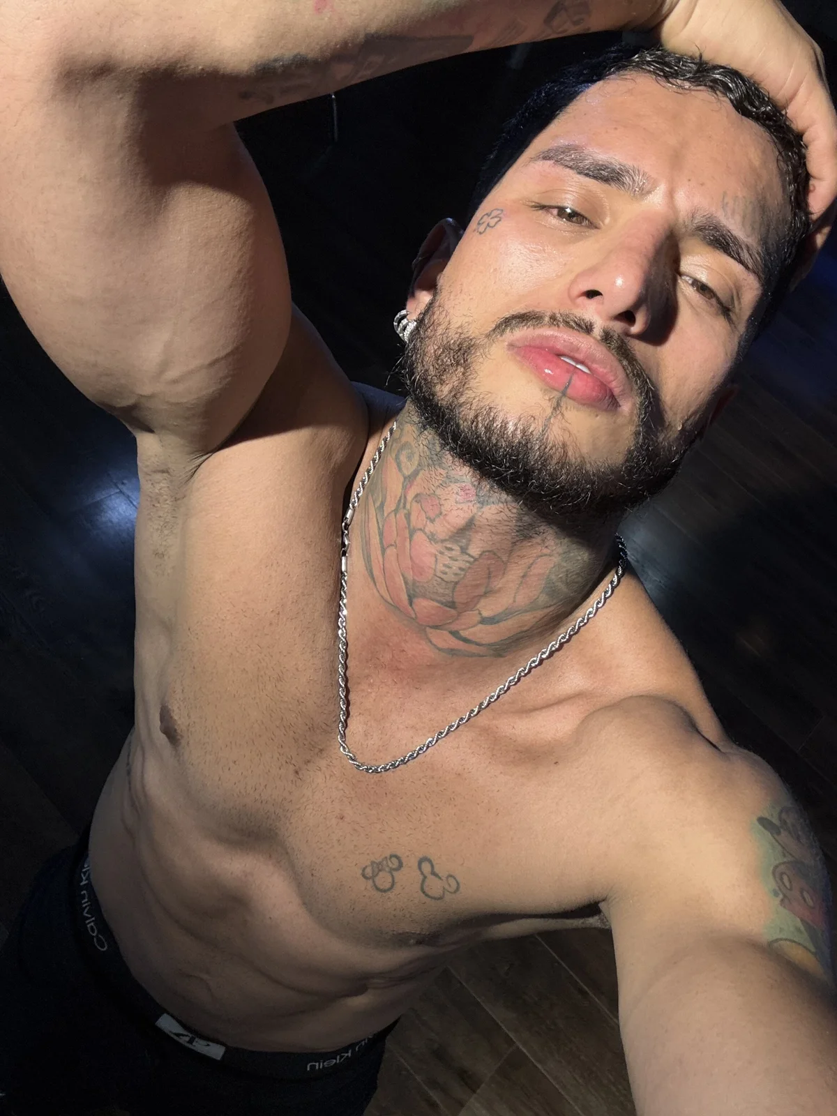 Foto em tendência de Alanrodgers 7602