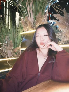 AlberthaEscue Velvet Evenings Pic