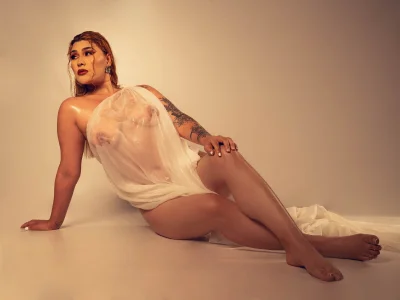 Celeste_Presstigge sensuous Pic 4