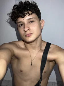 Nathan_Bluee After my photo section🙈 Pic 2