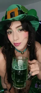 AlondraMendez San Patricio 🍀 Hình 6