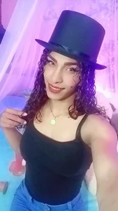 StefanyMiler Hot love Gambar 9