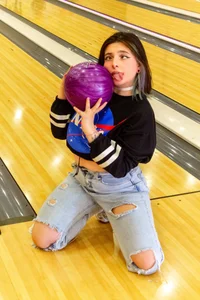 Sachi_Meow bowling sunday Pic 4