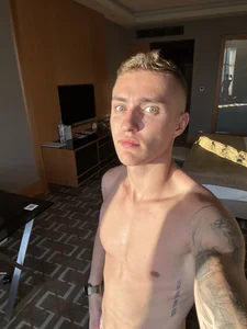 Public de crazybottom99 Foto 8