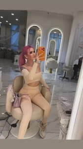 Miky_Lust Public Pic 5