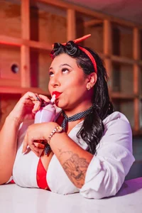 KendalMilleer Elegance that Never Dies 🎩🌹 Pic 3