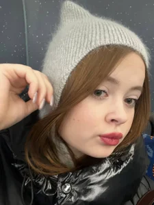 Astra_Shade Public Foto 5