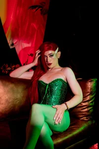 Victoria_Hiills 🎃👄💚 Halloween: Poison Ivy Style💚👄🎃 Kuva 4