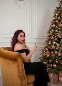 kyliejenner_hot merry christmas guys ✨🎁. Poză 3