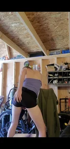 Horneymalelooking Public Pic 6