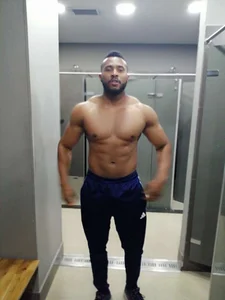 karsonmorris: gym ( 2 фото)