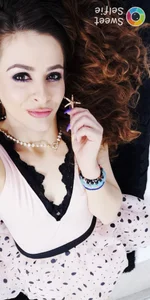 GoddessesOFLove88Beauty kullanıcısının walk like you own the Universe . albümü -  2 fotoğraf