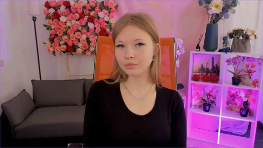 LunasFrost me more ^^ Pic 4