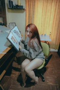 violet_sub hope you had a good day today Pic 3