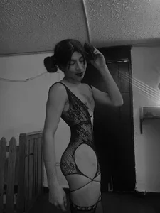 Bianca_HLxの“A little bit of me”の枚の写真