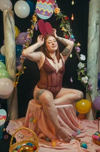 JulietaAlves Easter 🐰🌺 Pic 5