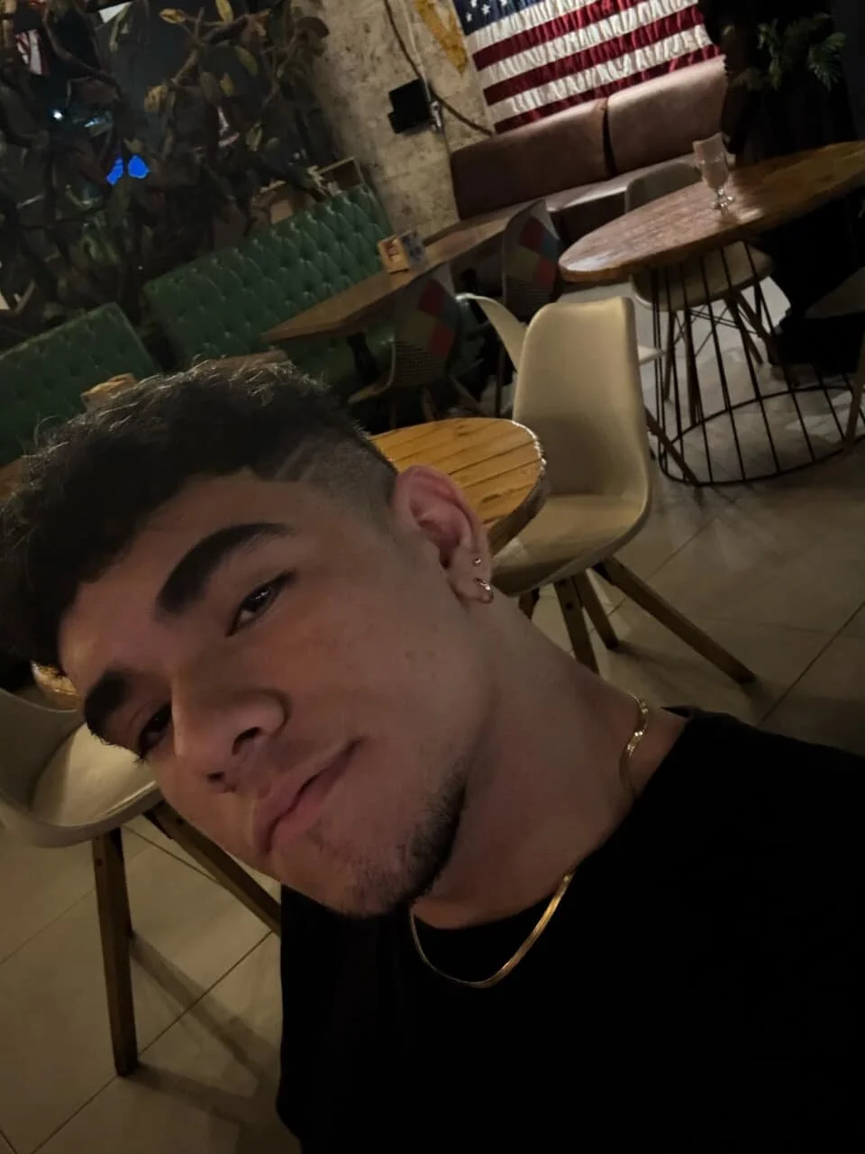 zack_joness18 Public 圖片