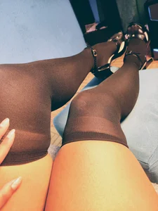 Sock lover 🥰🧦😍 de Vicky_Miller_05  2 Imagens