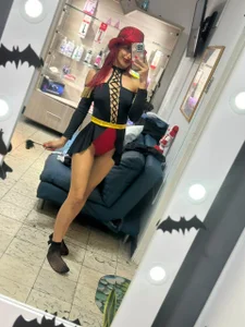 sammyei_の👻 Happy Halloween my love 🎃の 2枚の写真